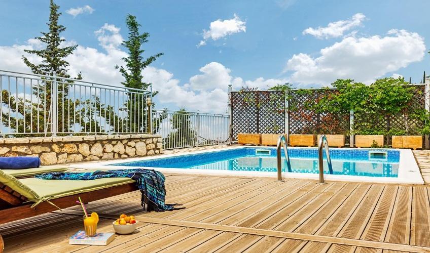 Agios Nikitas Resort Villas Exterior photo